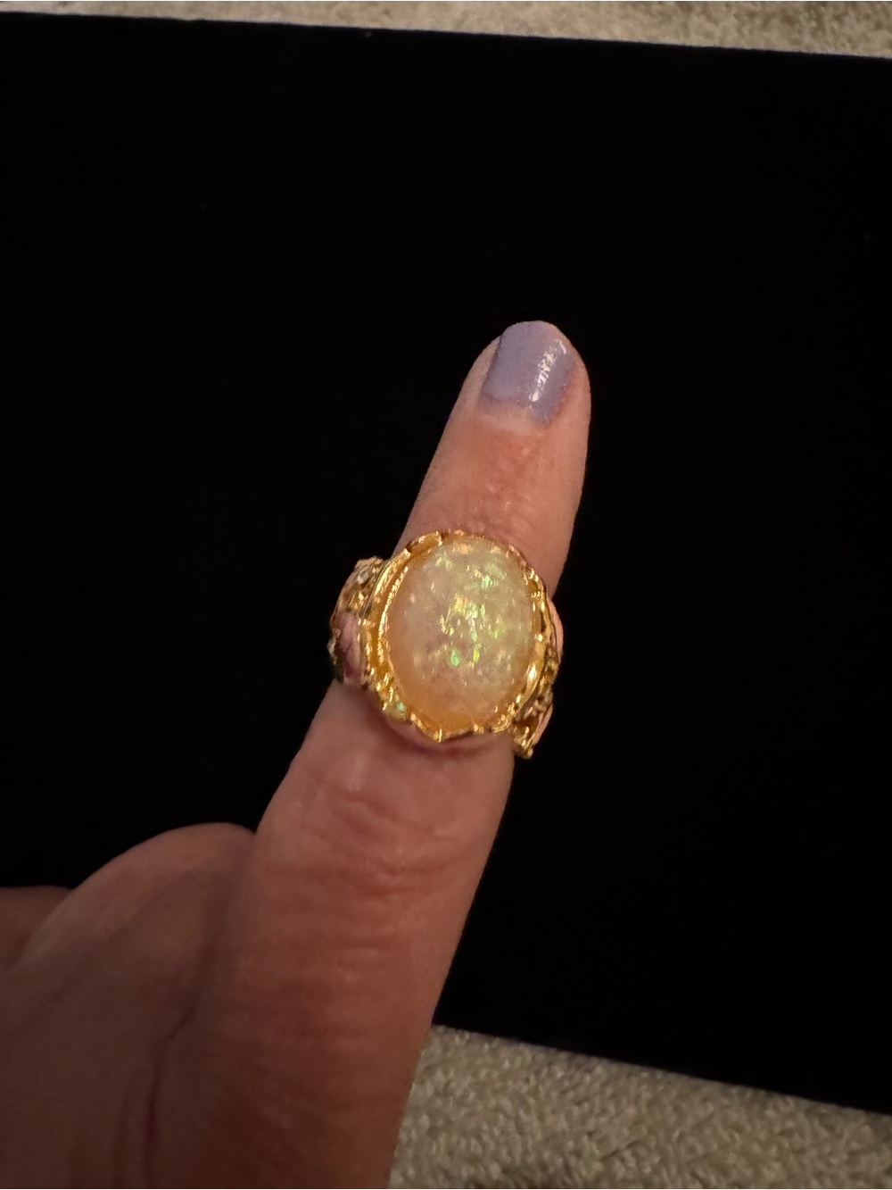 Gold Opal Statement Ring - Iridescent White/Gold